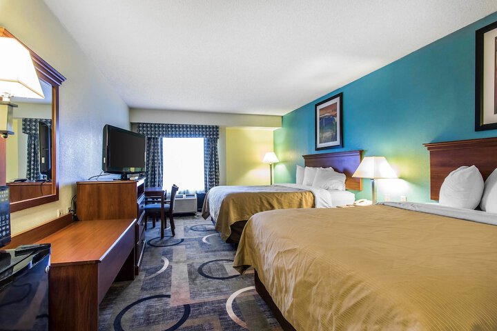Room 15 of 29