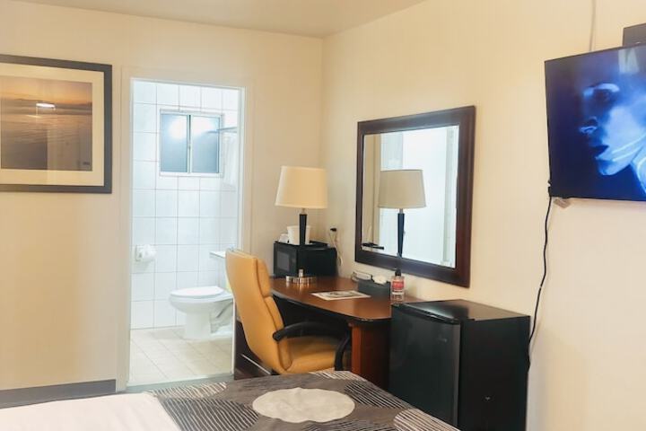Room 7 of 40