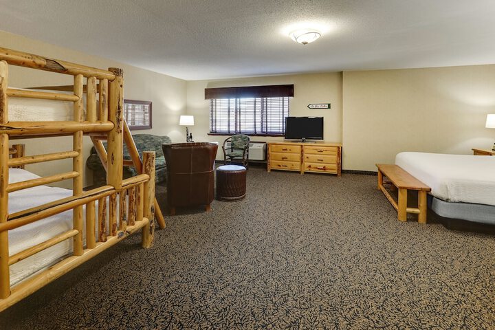 Room 11 of 44