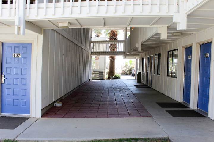 Hotel 7 of 30