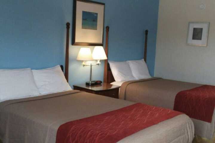 Room 9 of 21