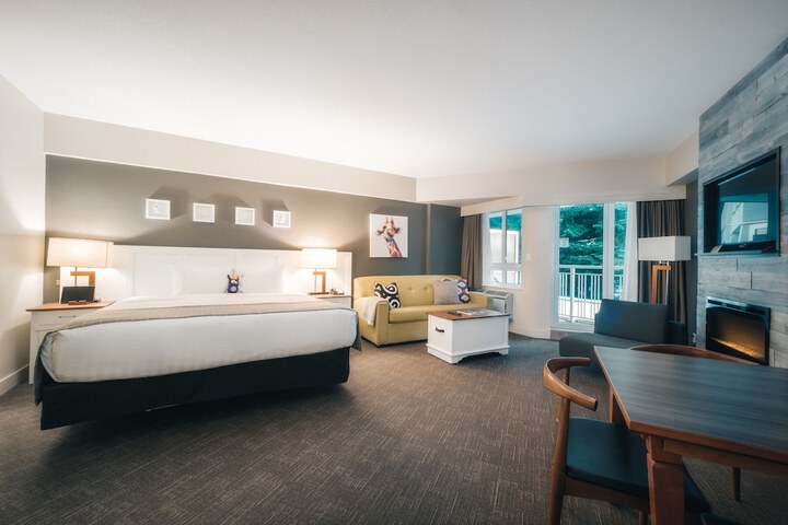 Room 35 of 62