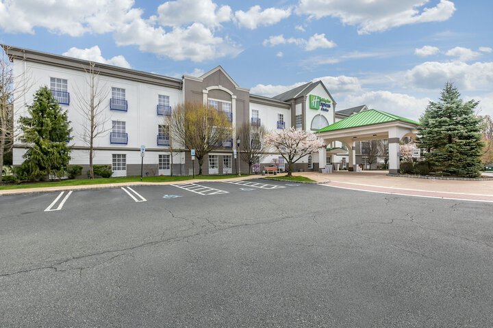 Holiday Inn Express Hotel & Stes Mt. Arlington Rockaway Area by IHG