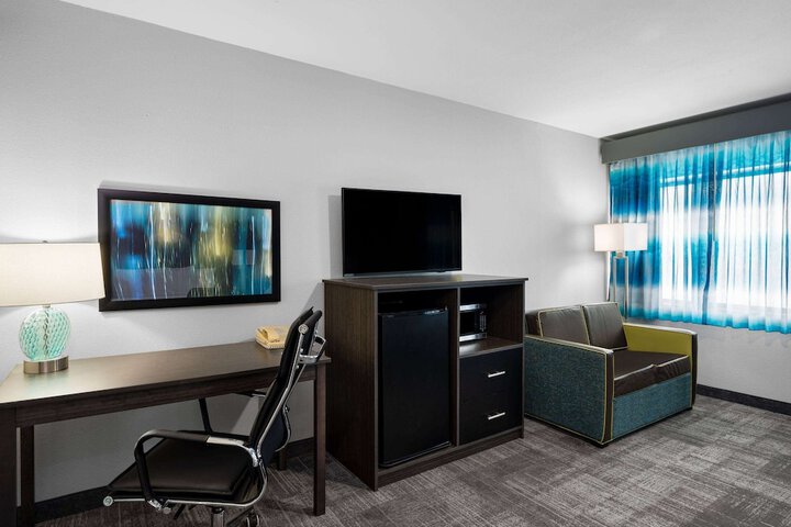 Room 41 of 50