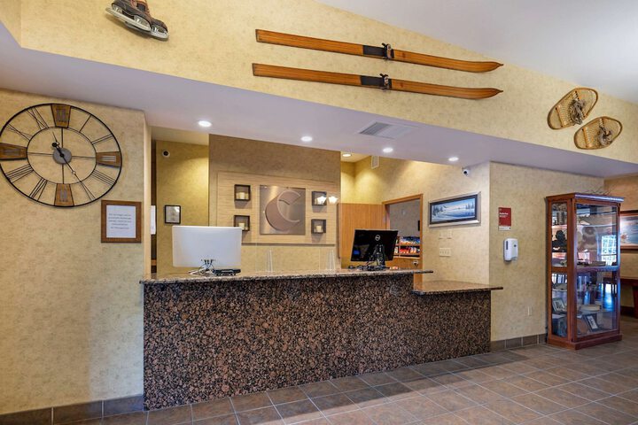 Hotel Interior 9 of 41