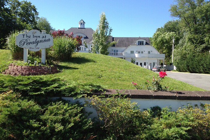 The Columbia Inn at Peralynna Manor