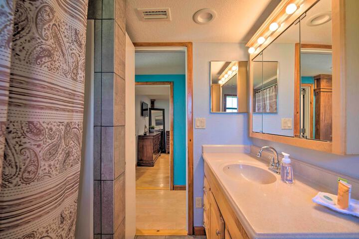 Riverfront Apt w / Kayak Launch in Dunnellon