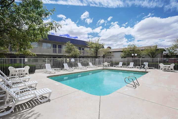 Motel 6 Holbrook AZ