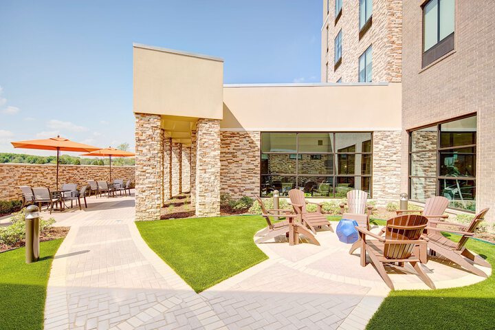 Hilton Garden Inn Dallas / Arlington South