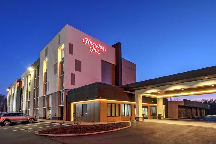 Hotel 3 of 36