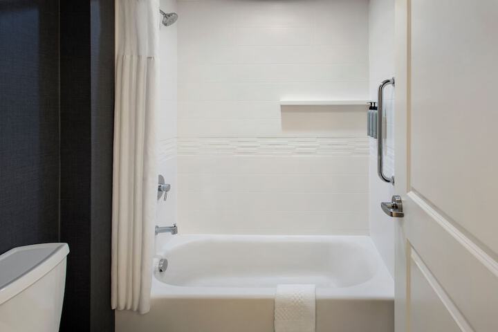 Residence Inn by Marriott Pittsburgh Monroeville / Wilkins