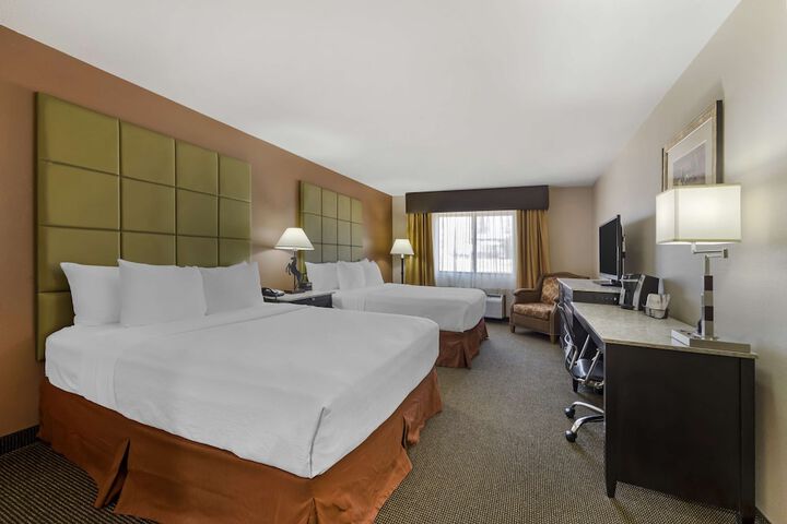 Room 25 of 41