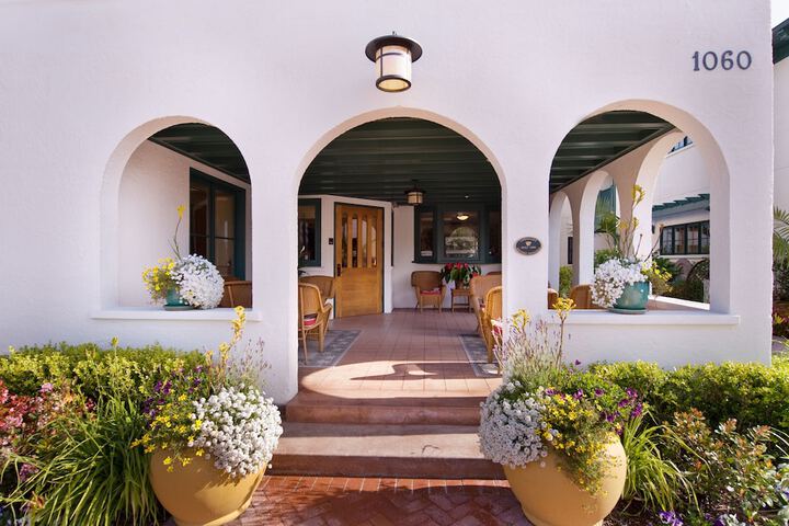 Hotel 3 of 125