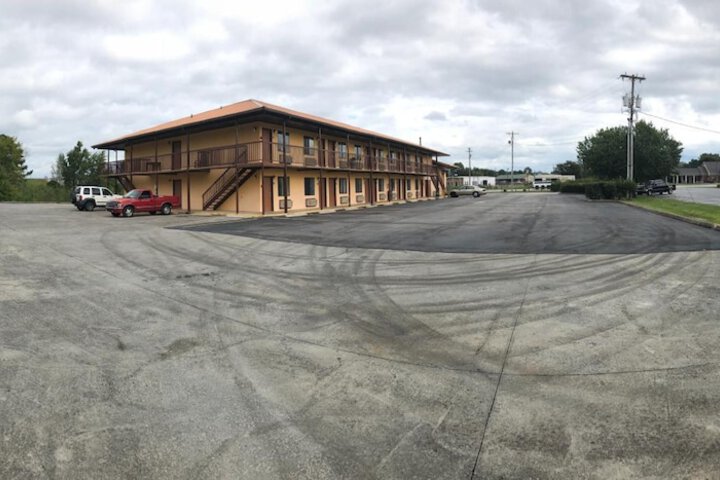 Hotel 10 of 68