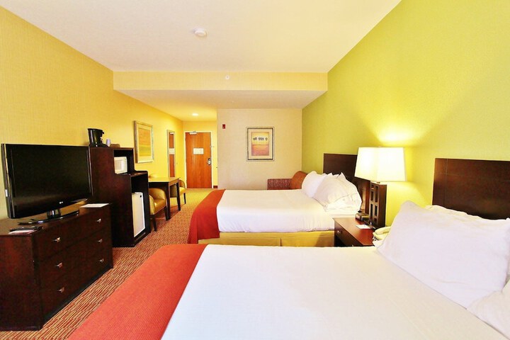 Room 18 of 30
