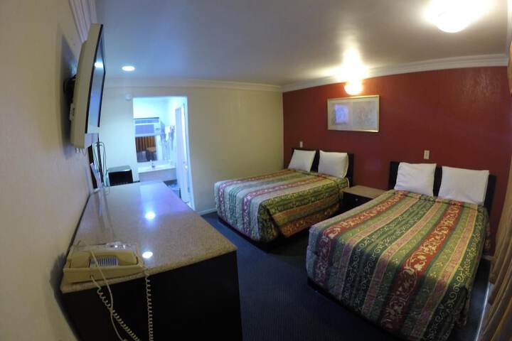 Room 11 of 23