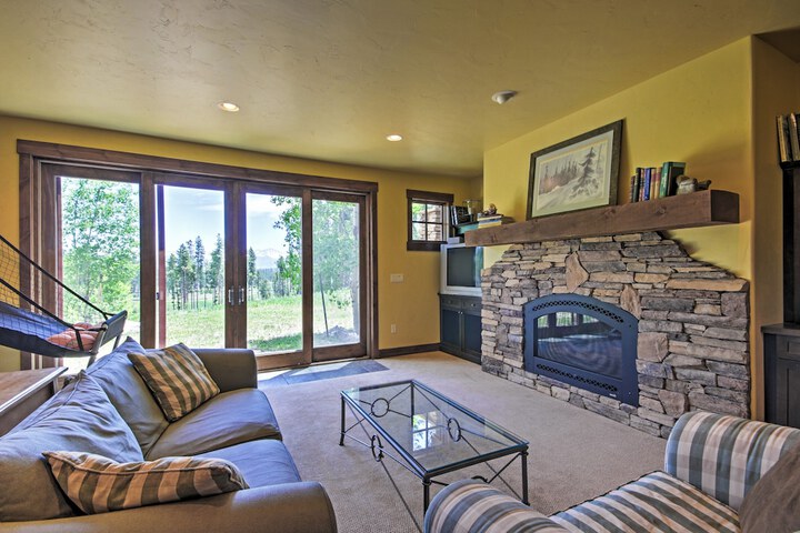 Tabernash Retreat w / Hot Tub & Stunning Mtn Views!