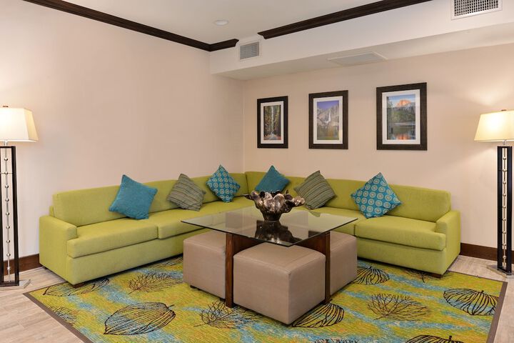 Hotel 7 of 66