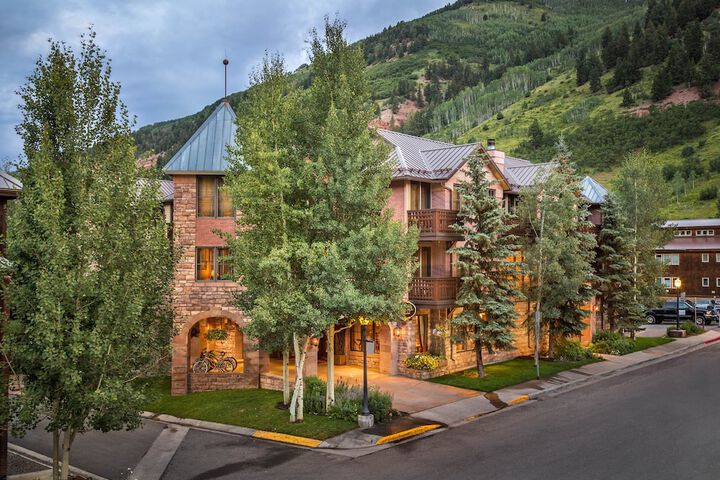 The Hotel Telluride