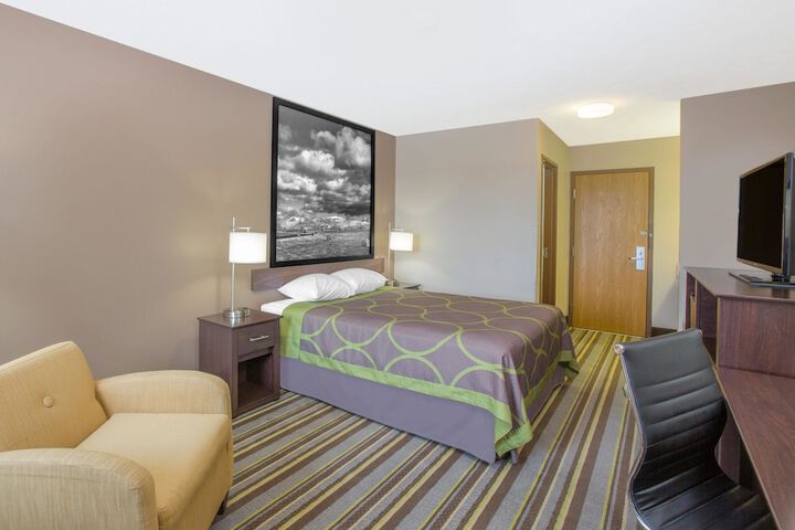 Room 7 of 20