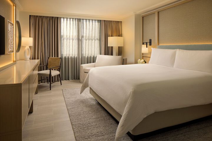Loews Miami Beach Hotel – South Beach