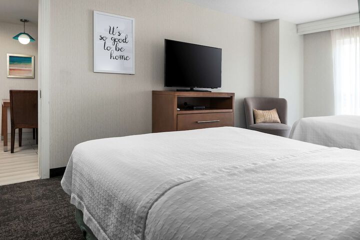 Room 43 of 103