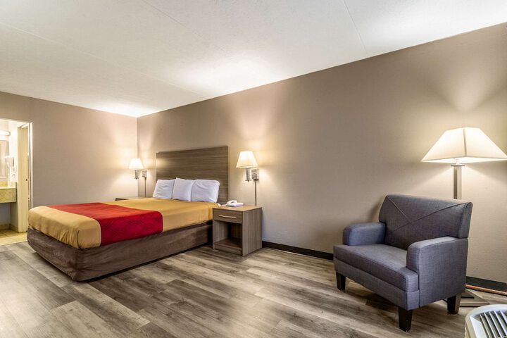 Room 42 of 50