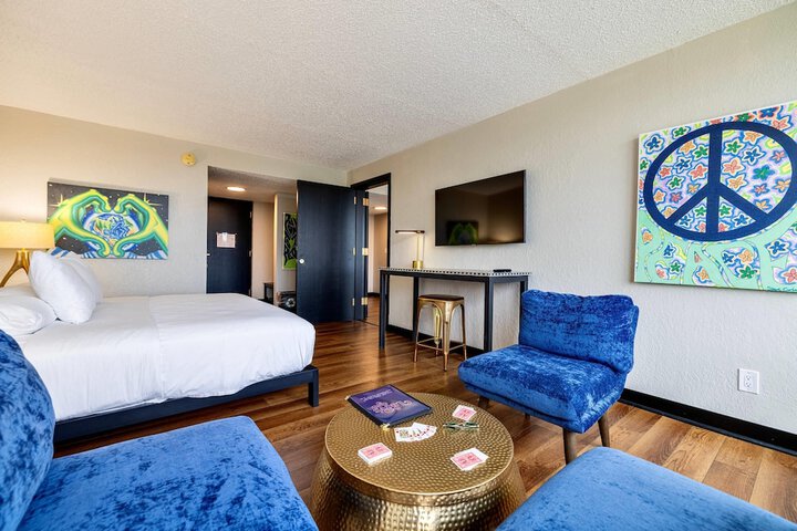 The Highlander Hotel Iowa City an Ascend Collection Hotel
