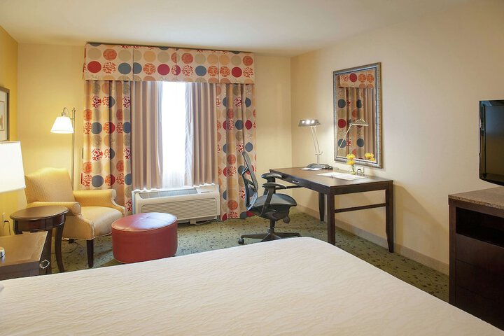 Room 33 of 54