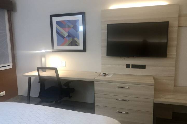 Room 29 of 50