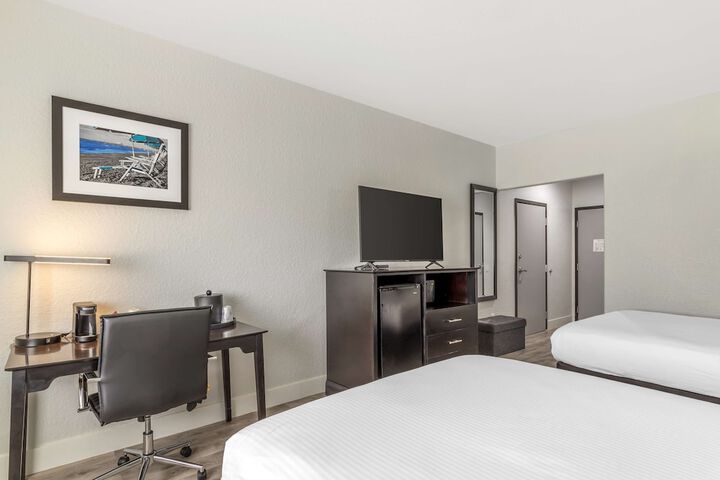 Room 20 of 29