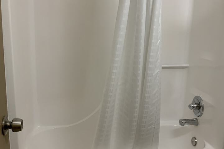 Days Inn by Wyndham Troy IL