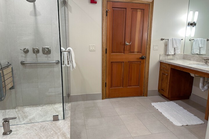 Room 101 of 500