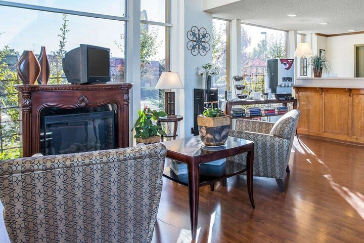 Quality Inn & Suites Cameron Park Shingle Springs