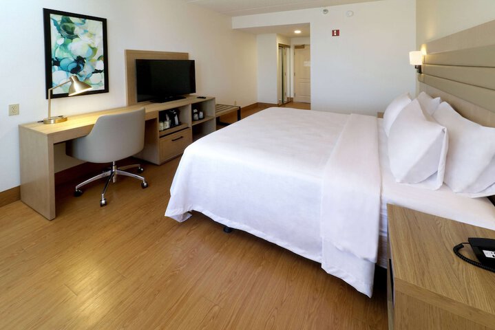 Room 32 of 110