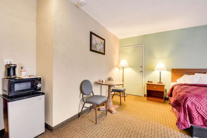 Room 45 of 63