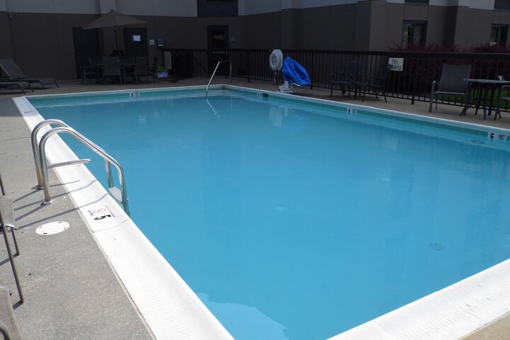 Pool 4 of 38