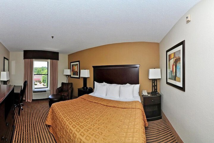 Comfort Inn & Suites Hot Springs Midtown