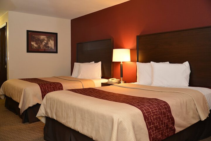 Room 10 of 17