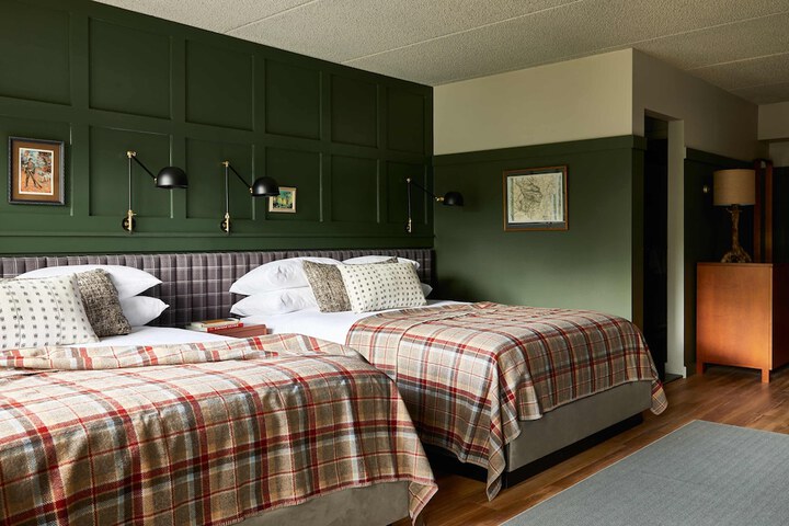 Room 21 of 61