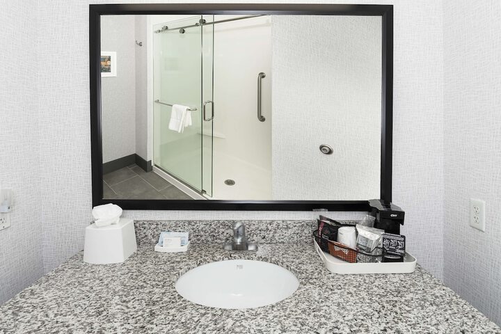 Room 55 of 118