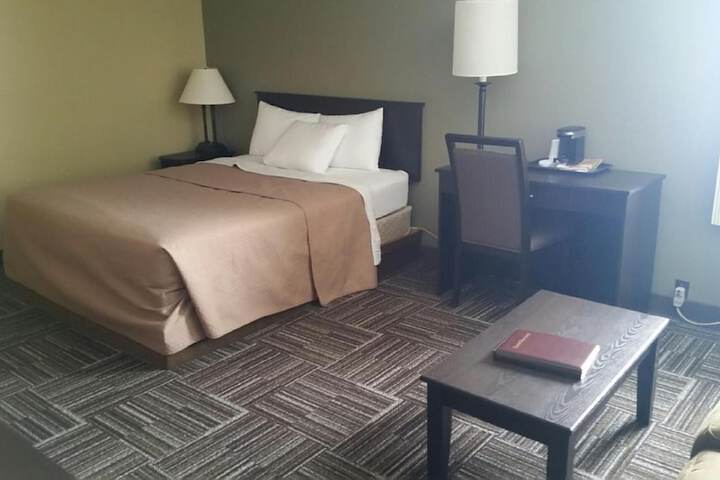 Sunlac Inn Devils Lake