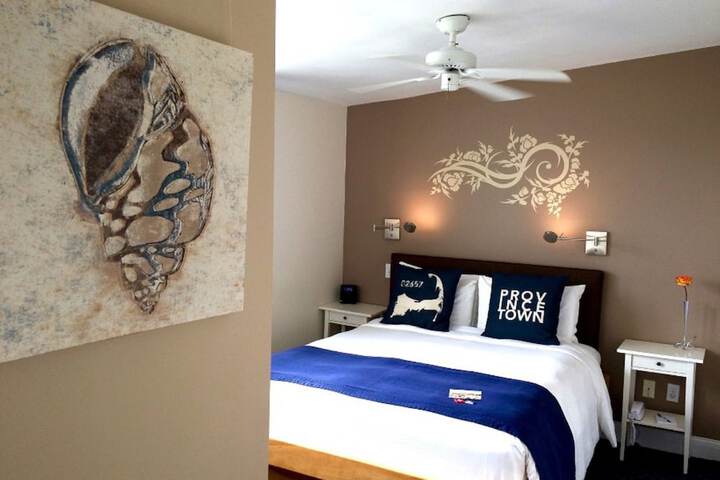 Room 43 of 80