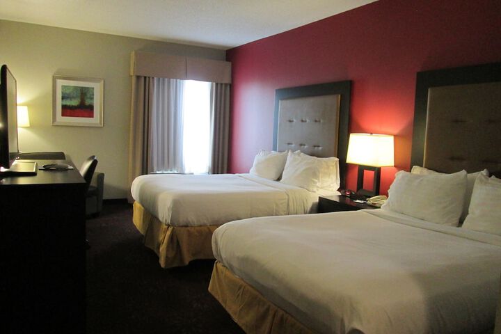 Room 25 of 81