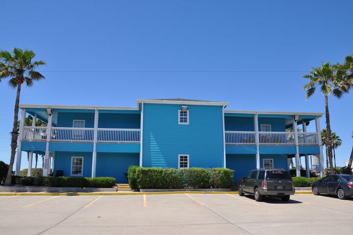 Plantation Suites & Conference Center