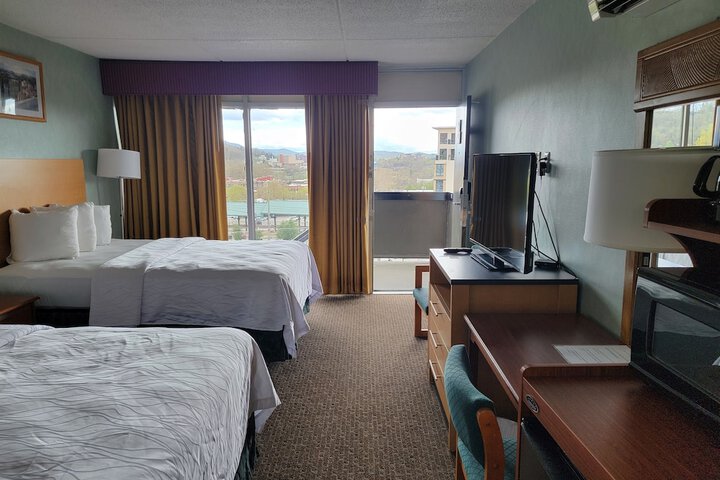 Room 13 of 21