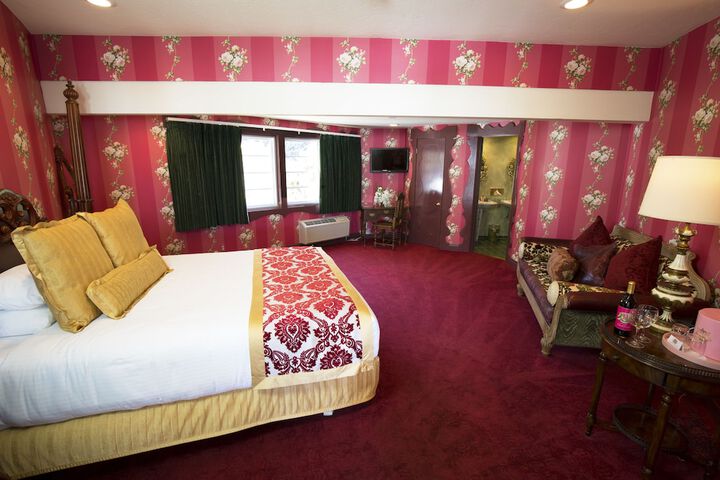Room 205 of 461