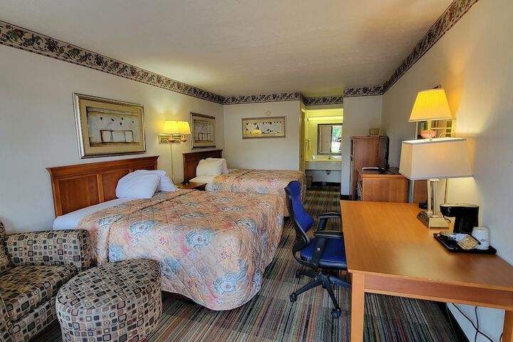 Room 13 of 15