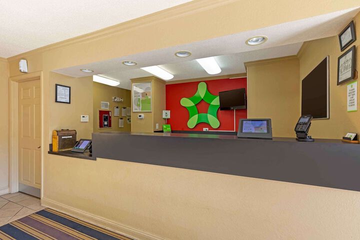 Extended Stay America Suites Washington DC Falls Church