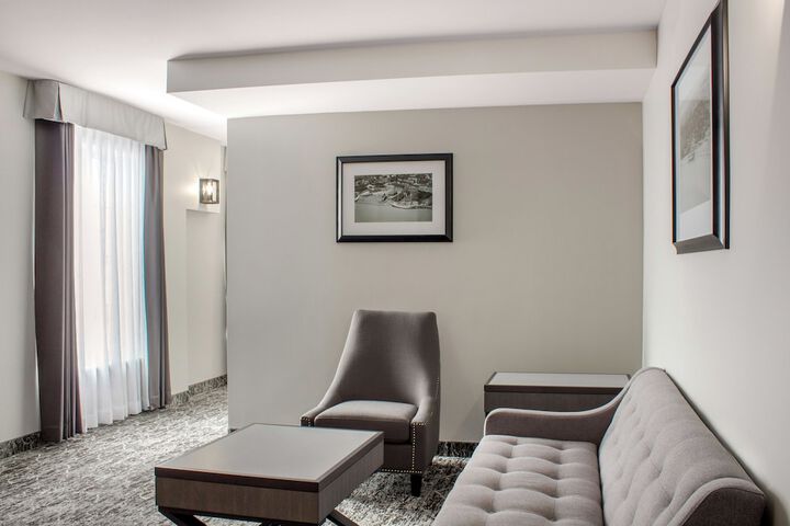 Room 28 of 56